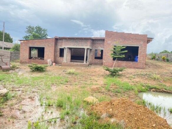 4 Bedroomed Incomplete Home For Sale in Sunninghill