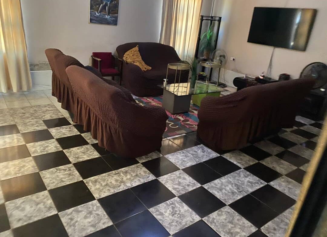 5 Bedroom House in Mahatshula North For Sale