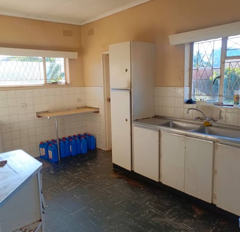 3 Bedroomed House in Montrose For Rental
