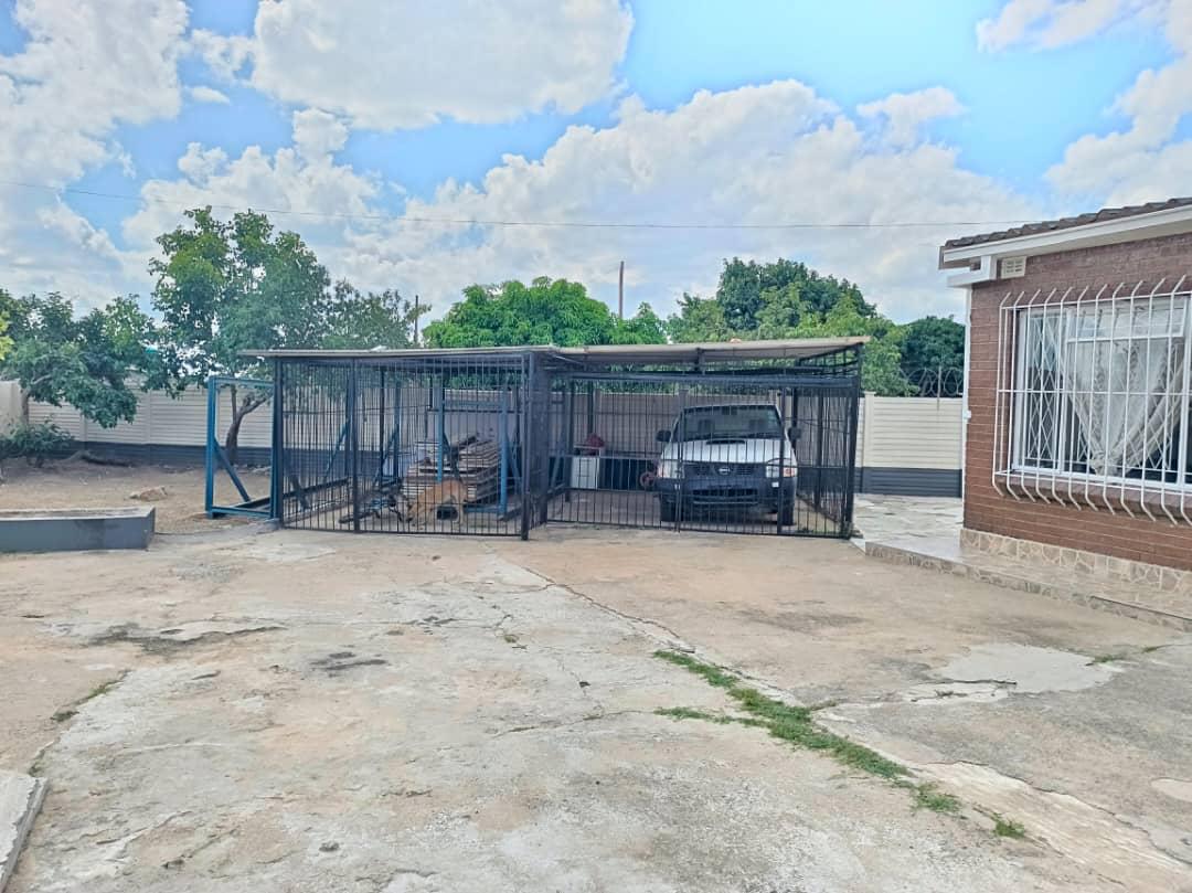 WhatsApp Image 2025-07-14 at 03.22.52 (2) 4 Bedroomed House in Gwabalanda For Rental