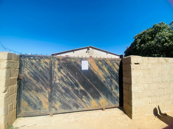 3 Bedroomed House in Pumula South For Sale
