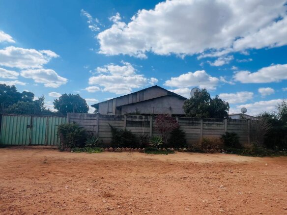 4 Bedroomed House in Emganwini for Sale
