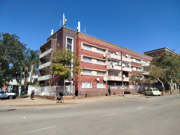 2 Bedroomed Flat in the Cbd For Sale
