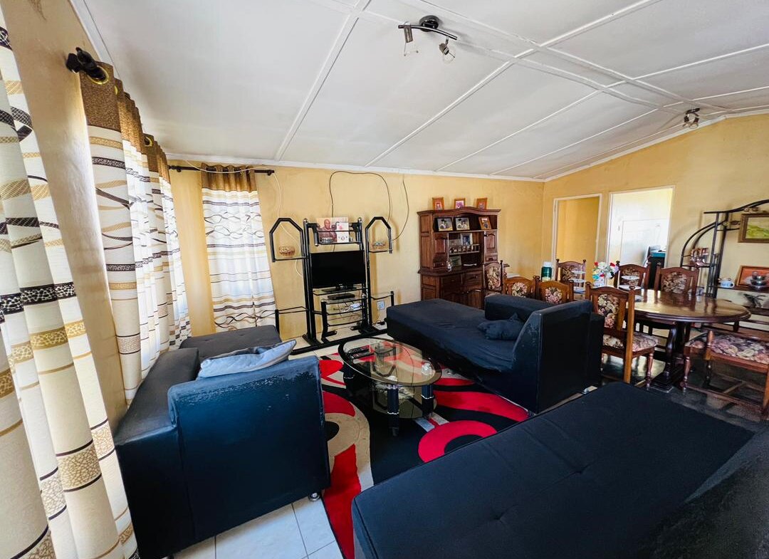 3 Bedroomed Cowdray Park house for sale