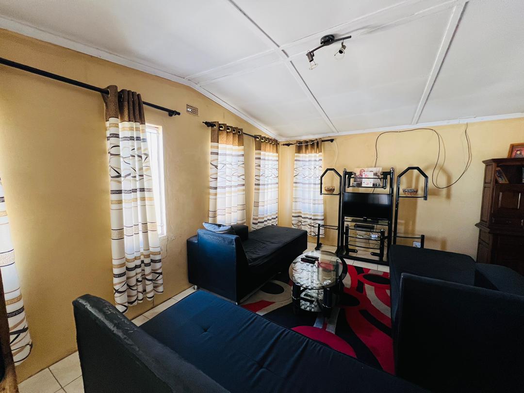 WhatsApp Image 2025-08-13 at 13.46.49_8854e728 3 Bedroomed Cowdray Park house for sale