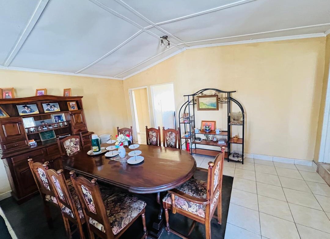 3 Bedroomed Cowdray Park house for sale