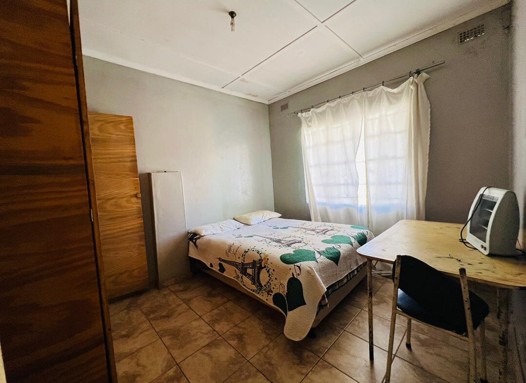 3 Bedroomed Cowdray Park house for sale