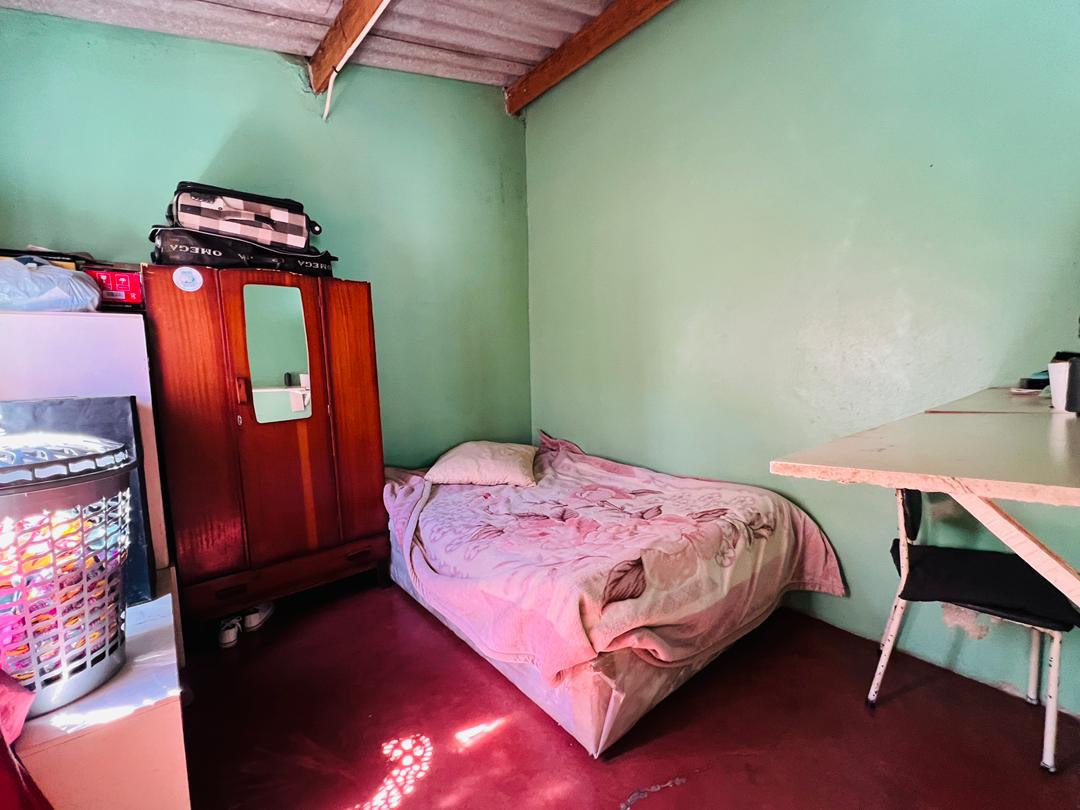 WhatsApp Image 2025-08-13 at 13.46.54_303bf915 3 Bedroomed Cowdray Park house for sale