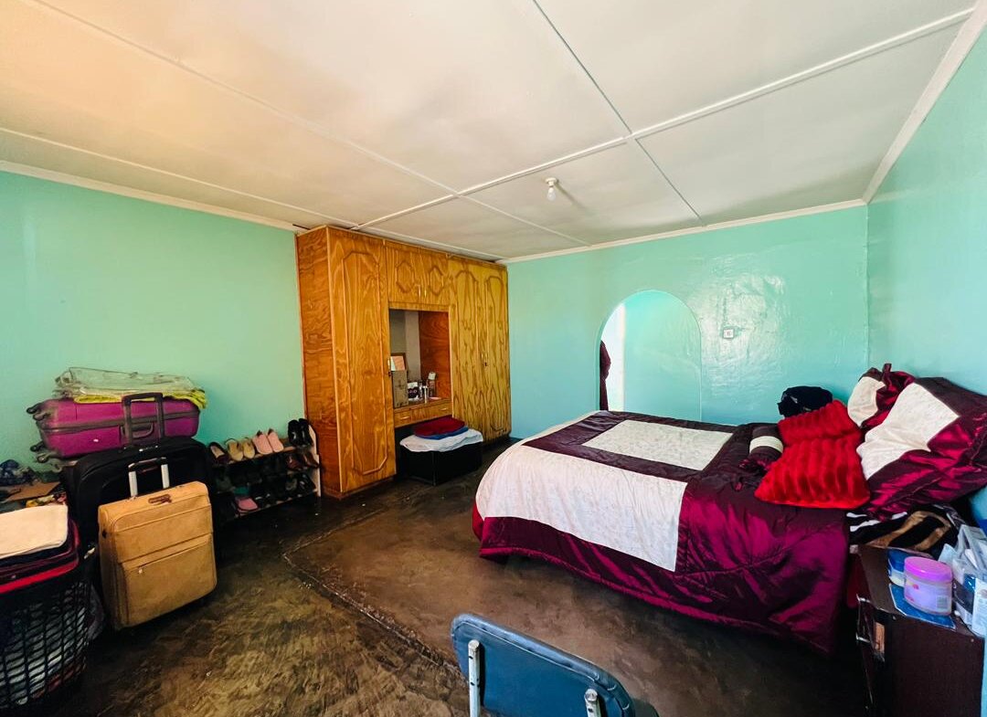 3 Bedroomed Cowdray Park house for sale