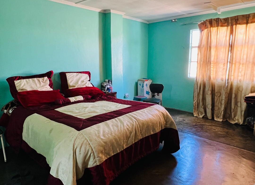 3 Bedroomed Cowdray Park house for sale
