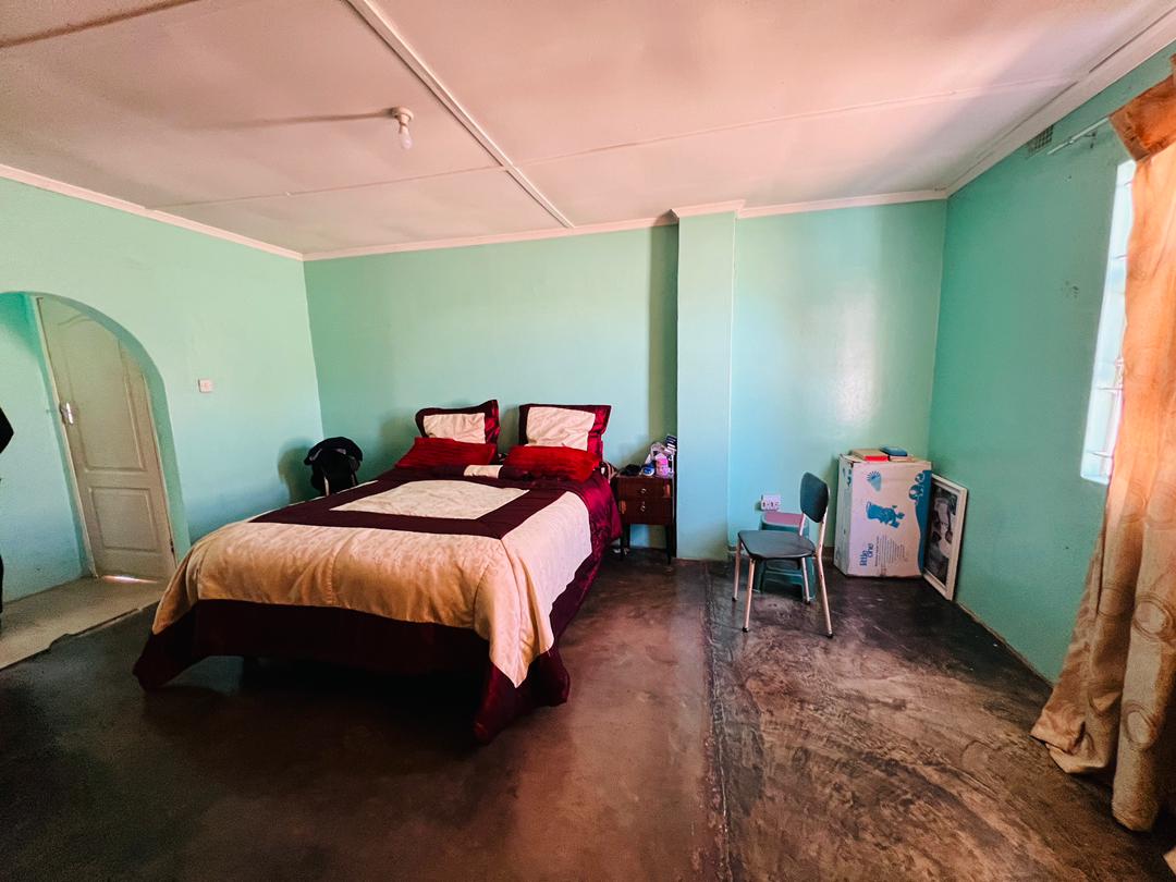 WhatsApp Image 2025-08-13 at 13.47.00_f8672419 3 Bedroomed Cowdray Park house for sale