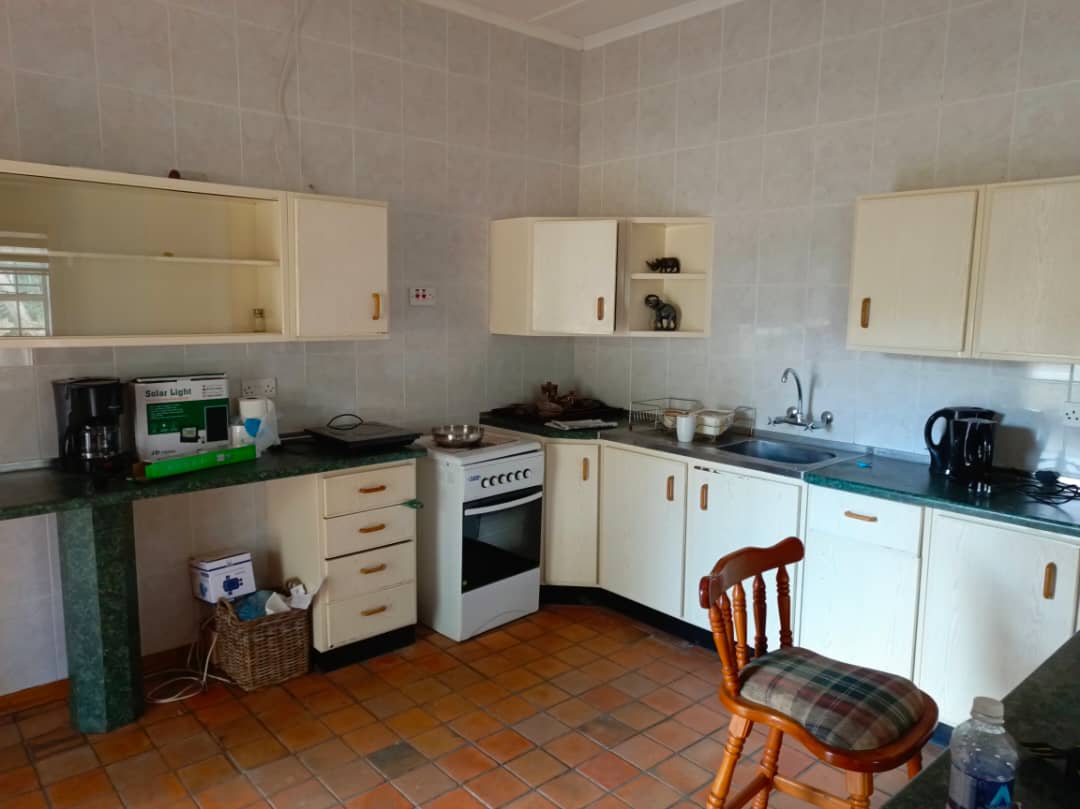 WhatsApp Image 2025-08-19 at 09.14.52_6ee50360 3 Bedroomed Burnside stand-alone cottage for rent