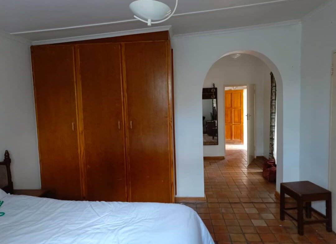 3 Bedroomed Burnside stand-alone cottage for rent