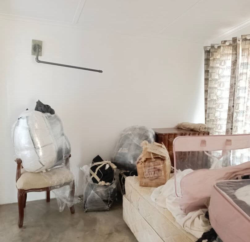 3 Bedroomed Burnside stand-alone cottage for rent