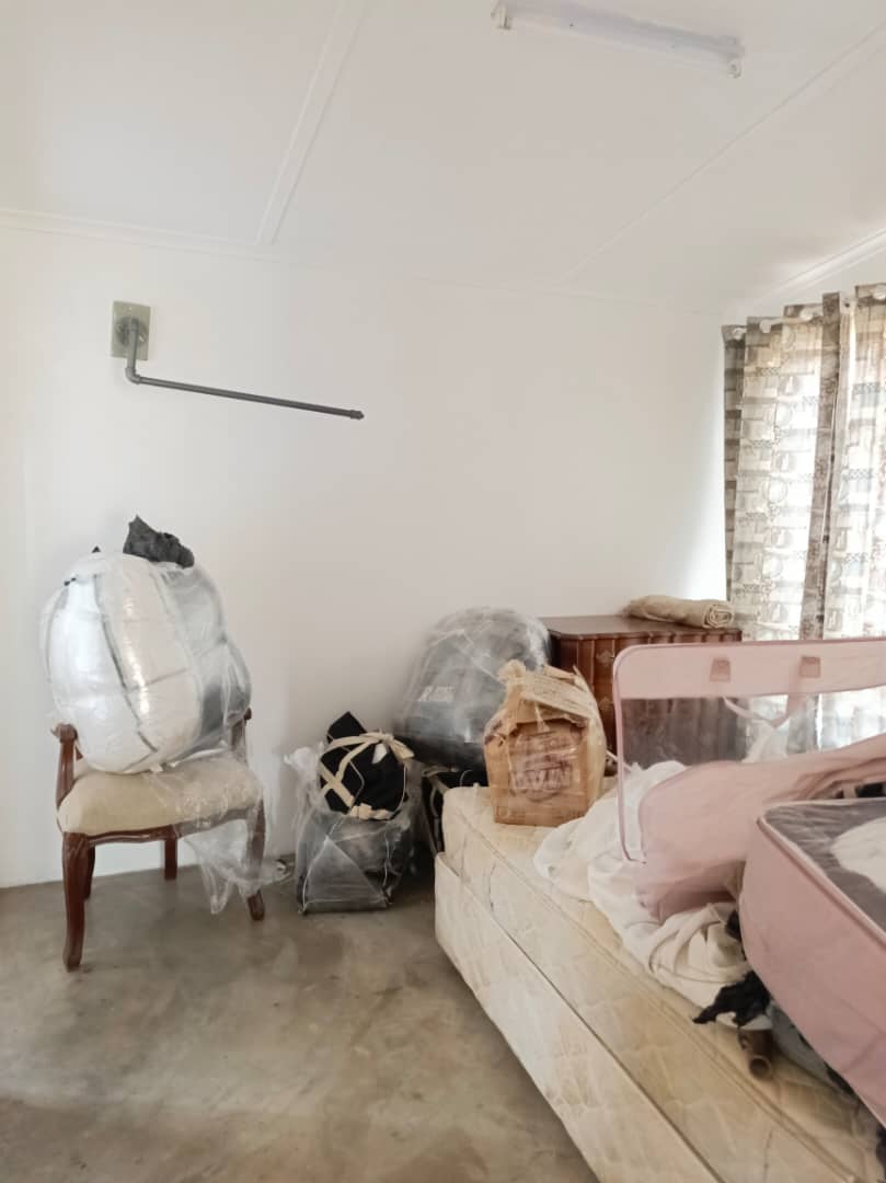WhatsApp Image 2025-08-19 at 09.14.57_bcb6d35b 3 Bedroomed Burnside stand-alone cottage for rent