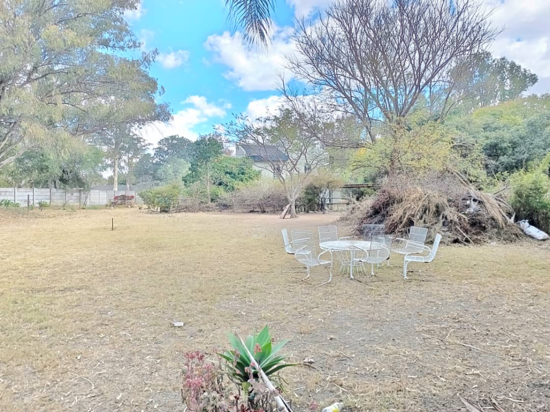 WhatsApp Image 2025-08-19 at 09.14.59_5a2ce6bd 3 Bedroomed Burnside stand-alone cottage for rent