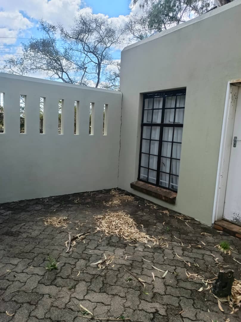 WhatsApp Image 2025-08-19 at 09.15.02_7fb48bb4 3 Bedroomed Burnside stand-alone cottage for rent
