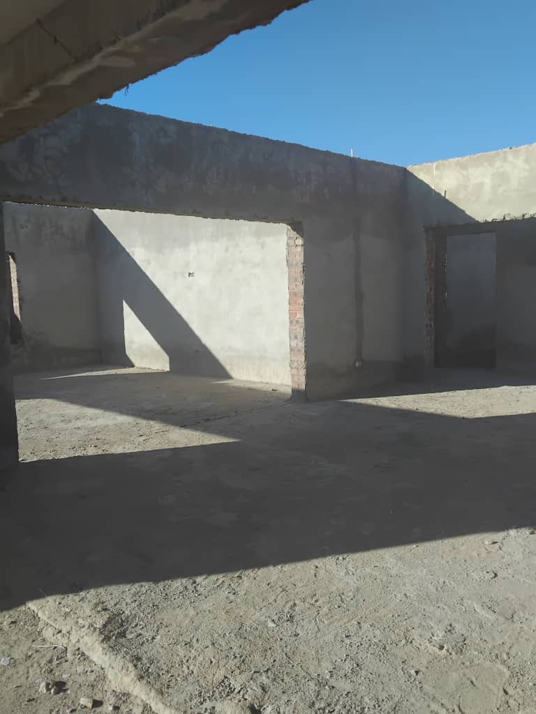 WhatsApp Image 2025-08-25 at 10.59.51_451a63db 4 bedroomed Emhlangeni incomplete house for sale