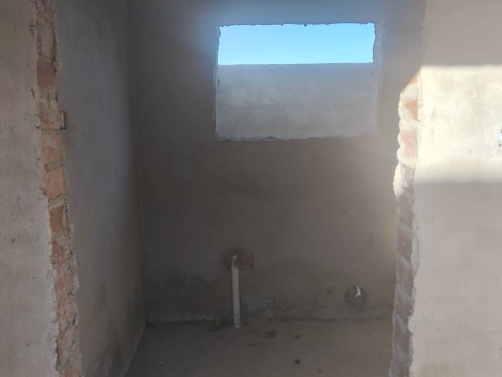 4 bedroomed Emhlangeni incomplete house for sale
