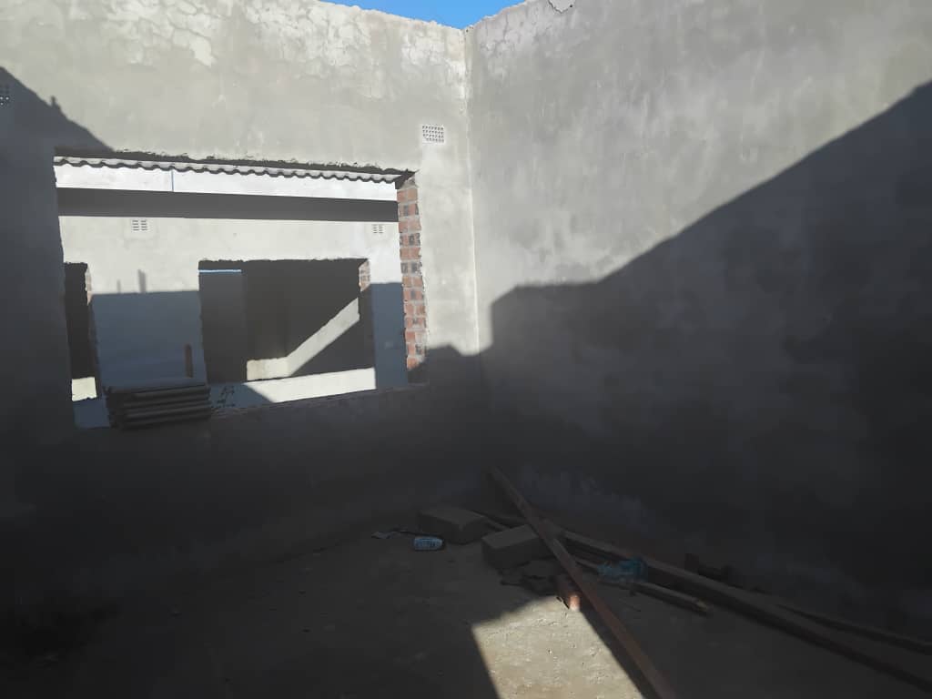 4 bedroomed Emhlangeni incomplete house for sale