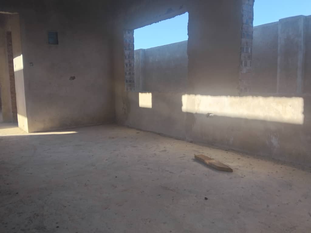4 bedroomed Emhlangeni incomplete house for sale