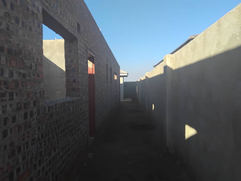 4 bedroomed Emhlangeni incomplete house for sale