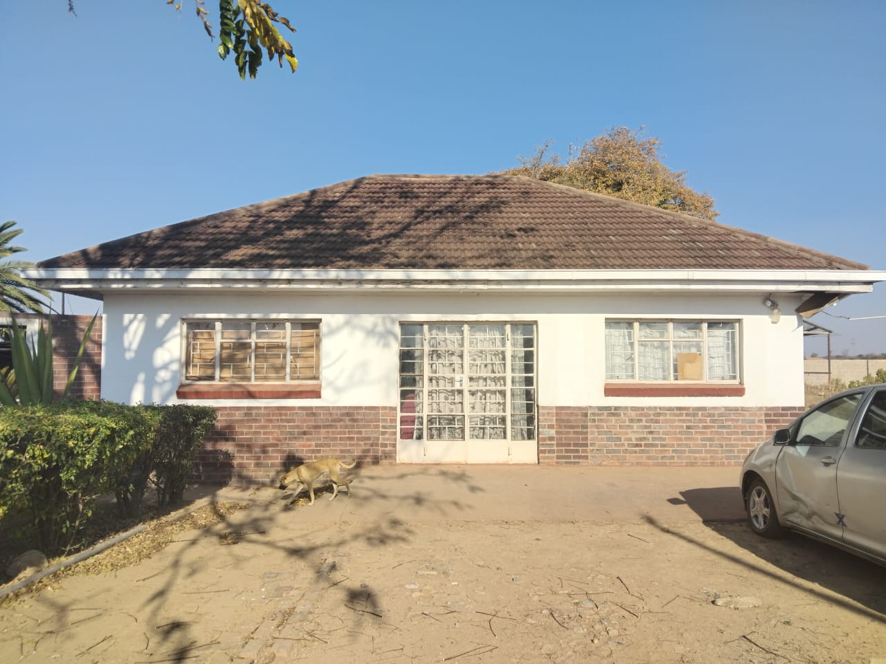 WhatsApp Image 2025-08-27 at 13.38.24_5ea5c8ae 4 Bedroomed Sunninghill house for sale