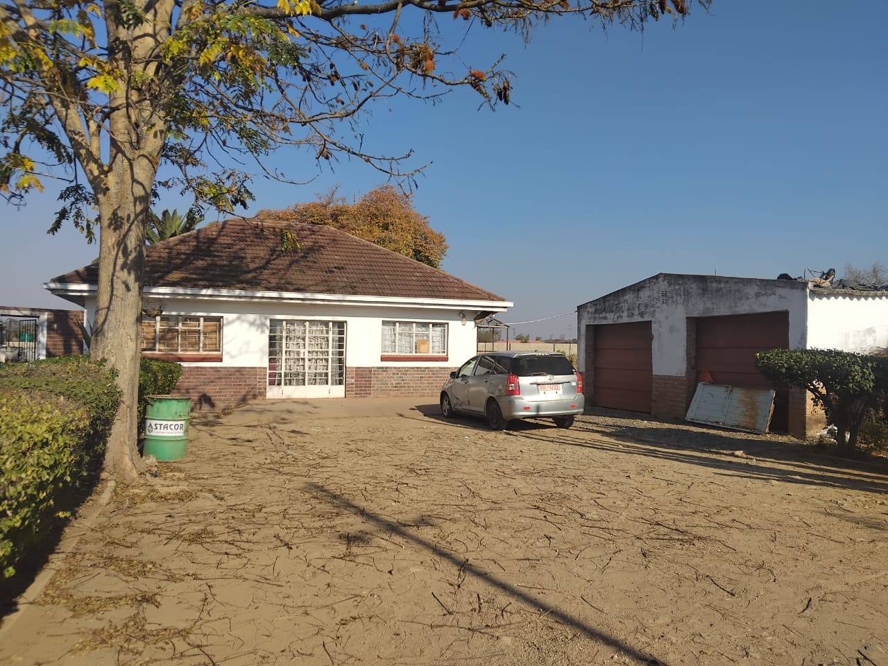 WhatsApp Image 2025-08-27 at 13.38.34_18aeae35 4 Bedroomed Sunninghill house for sale