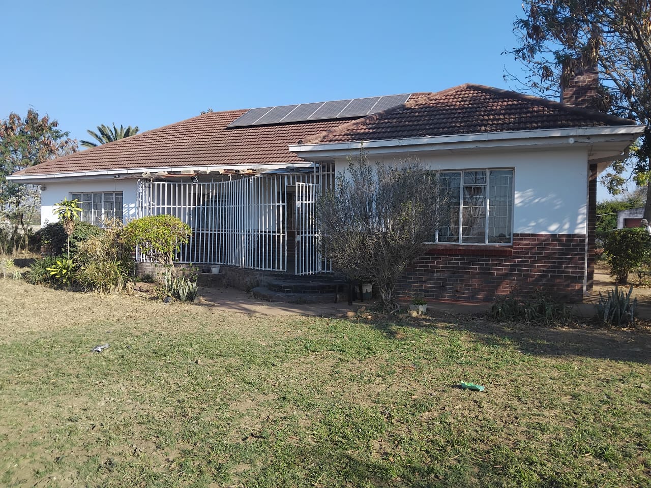 WhatsApp Image 2025-08-27 at 13.38.39_2c6cb449 4 Bedroomed Sunninghill house for sale