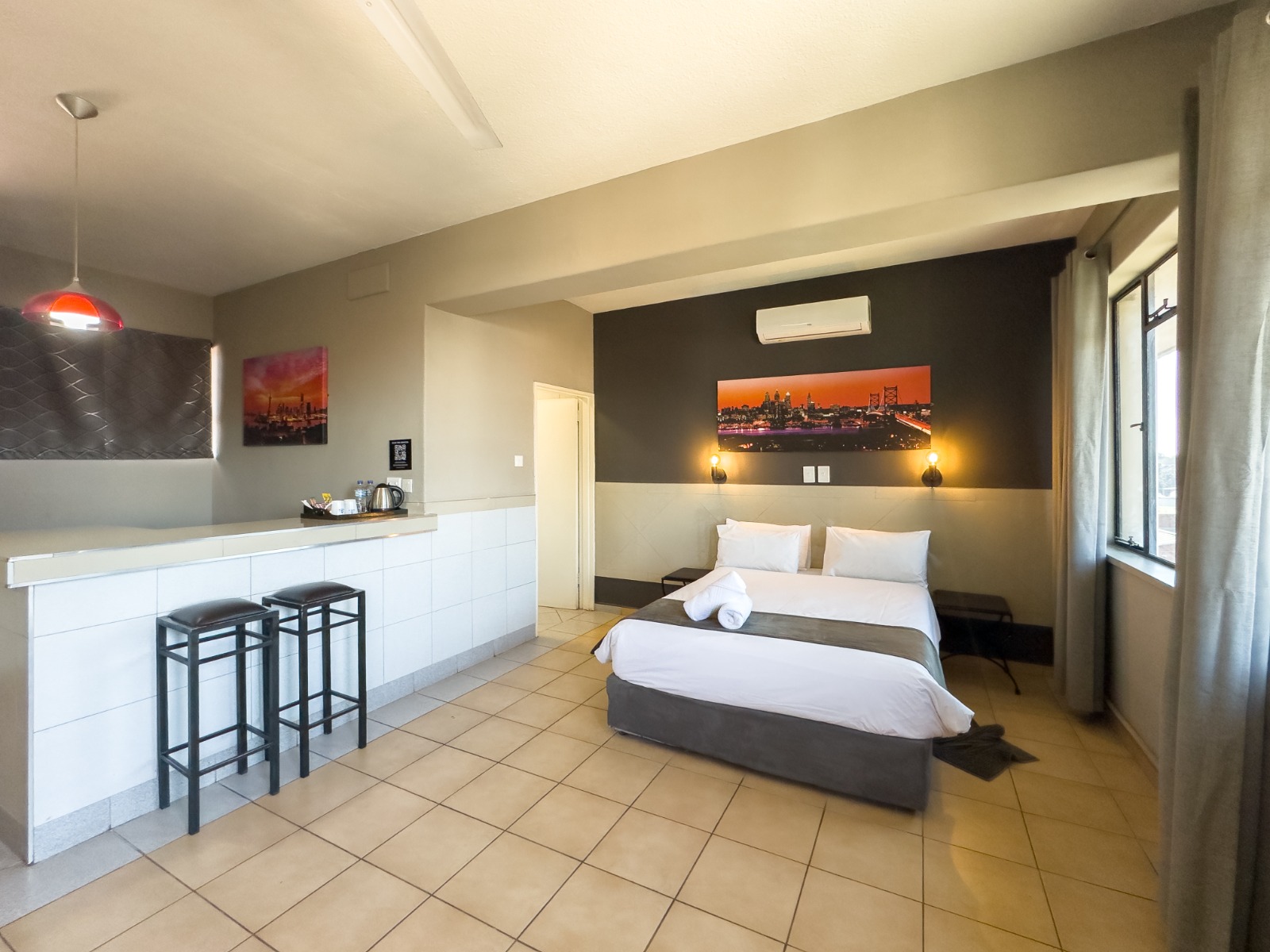 WhatsApp Image 2025-09-25 at 12.36.22_bbf5db37 N1 Hotel Luxurious Building for sale