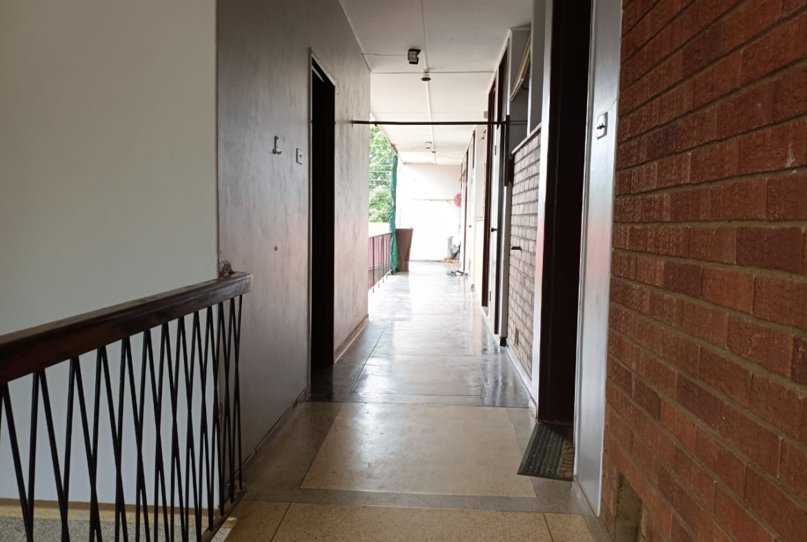 Charming 1-Bedroom Flat in Northend – Prime Location!