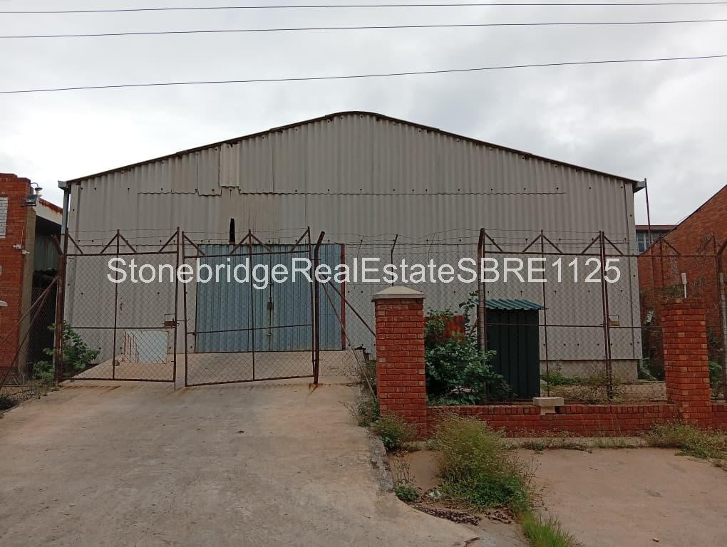 914SQM Warehouse in Donnington for sale