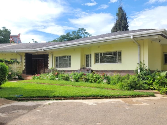 Elegant 4 Bedroomed house in Kumalo for sale