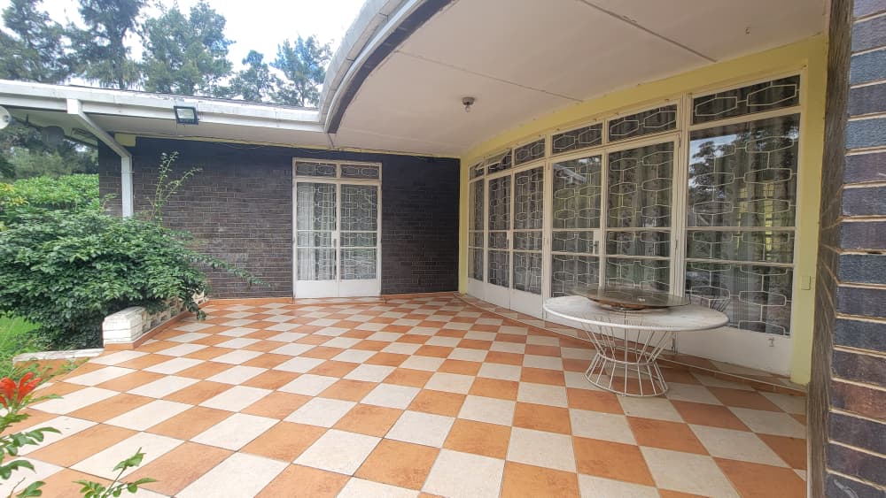 Elegant 4 Bedroomed house in Kumalo for sale