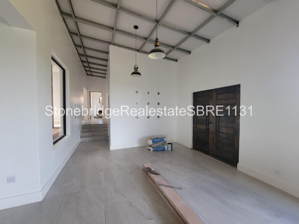 Modern 3 Bedroomed House in Hopelyn for sale