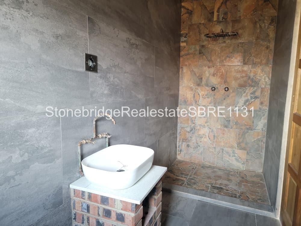 Modern 3 Bedroomed House in Hopelyn for sale