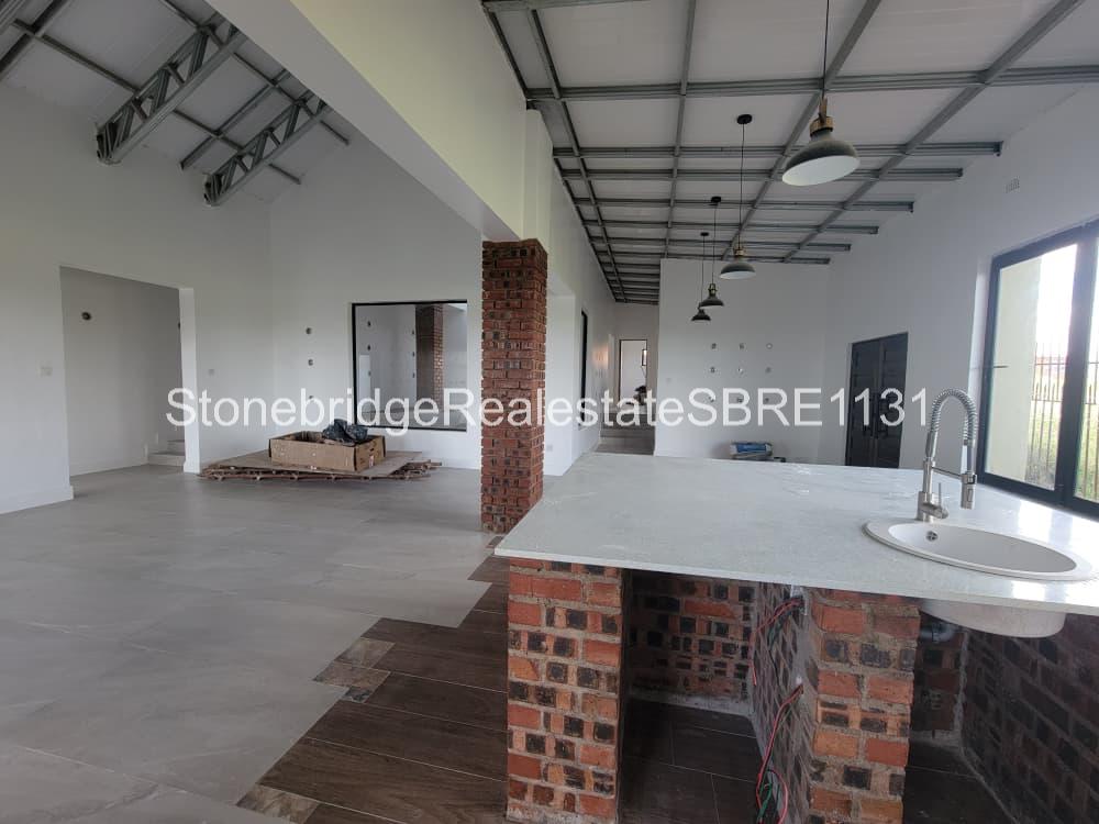 Modern 3 Bedroomed House in Hopelyn for sale