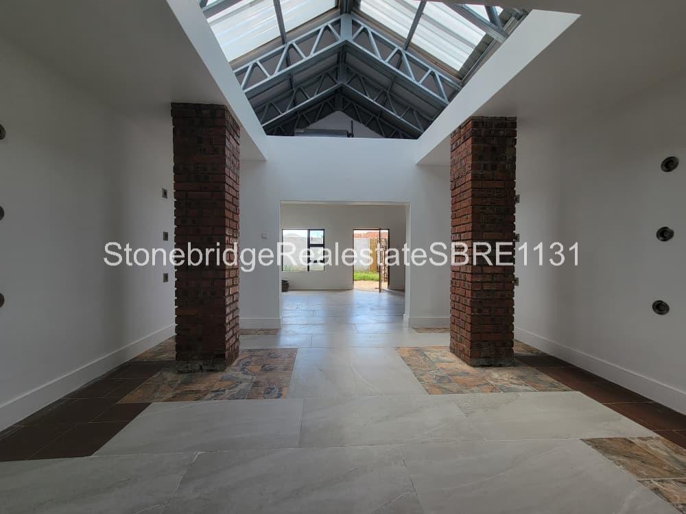 Modern 3 Bedroomed House in Hopelyn for sale