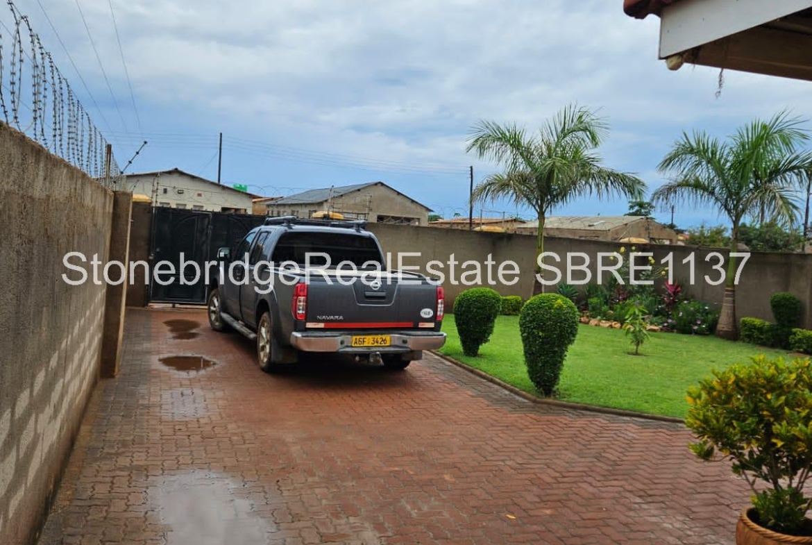 3 Bedroomed home in Filabusi for sale