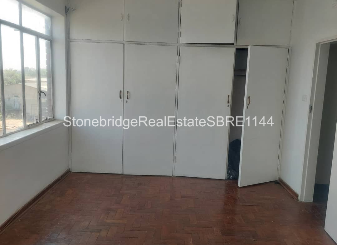 3 Bedroomed flat in Bulawayo CBD for sale