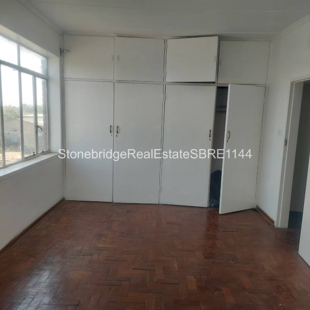 3 Bedroomed flat in Bulawayo CBD for sale