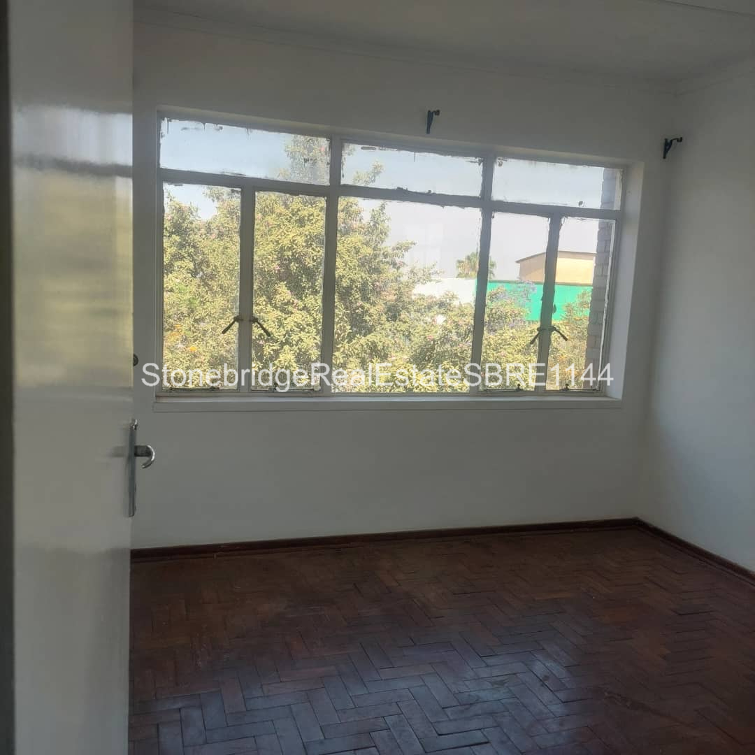 3 Bedroomed flat in Bulawayo CBD for sale