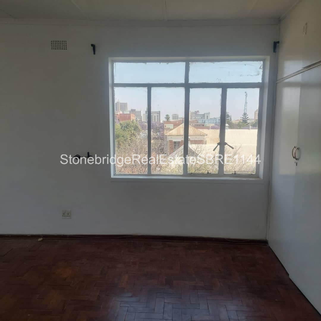 3 Bedroomed flat in Bulawayo CBD for sale