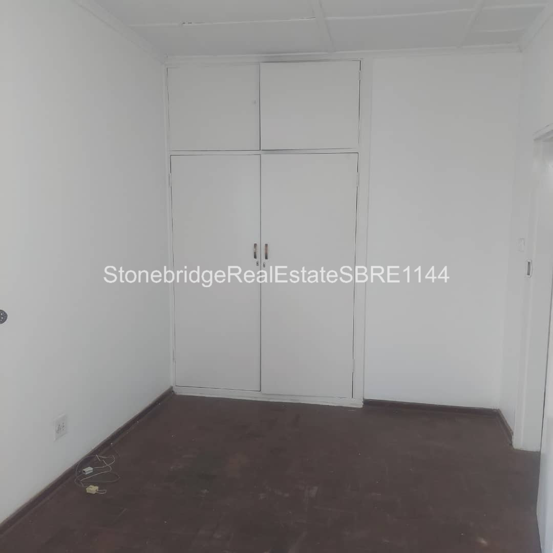 3 Bedroomed flat in Bulawayo CBD for sale