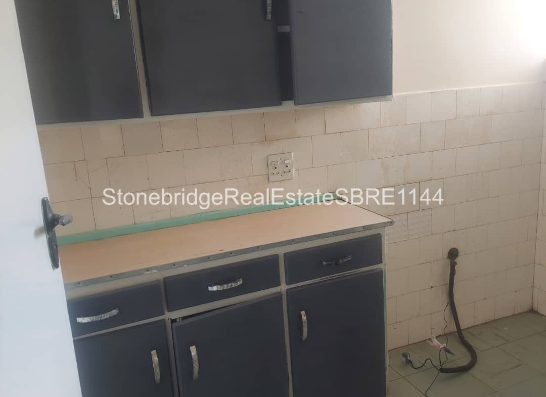 3 Bedroomed flat in Bulawayo CBD for sale