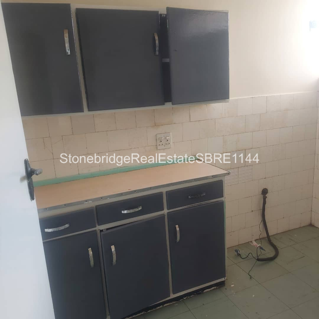 3 Bedroomed flat in Bulawayo CBD for sale