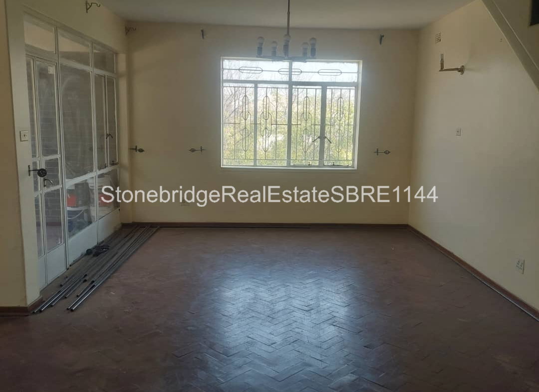 3 Bedroomed flat in Bulawayo CBD for sale