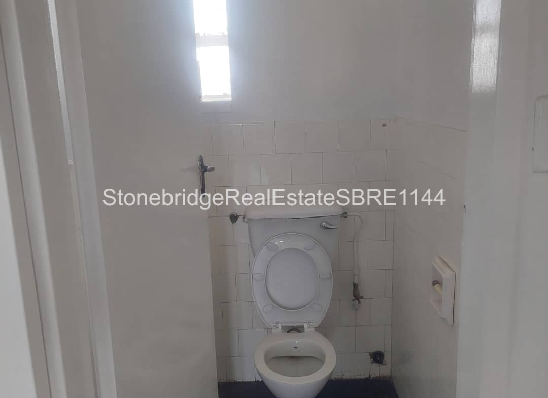 3 Bedroomed flat in Bulawayo CBD for sale