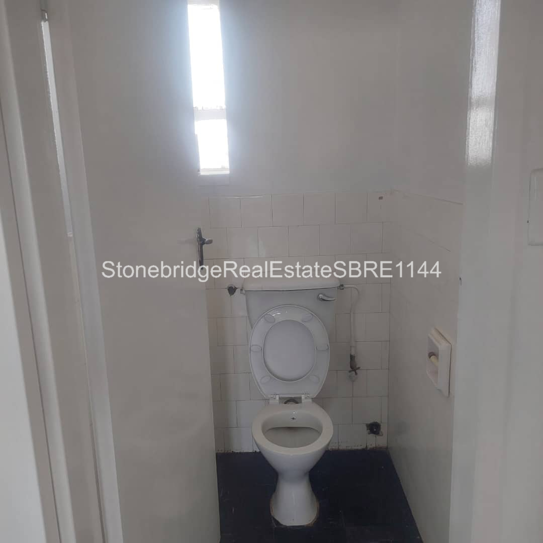 3 Bedroomed flat in Bulawayo CBD for sale