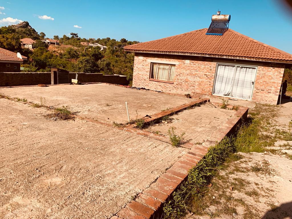 3 Bedroomed Cottage in Crowhill Views Harare for sale